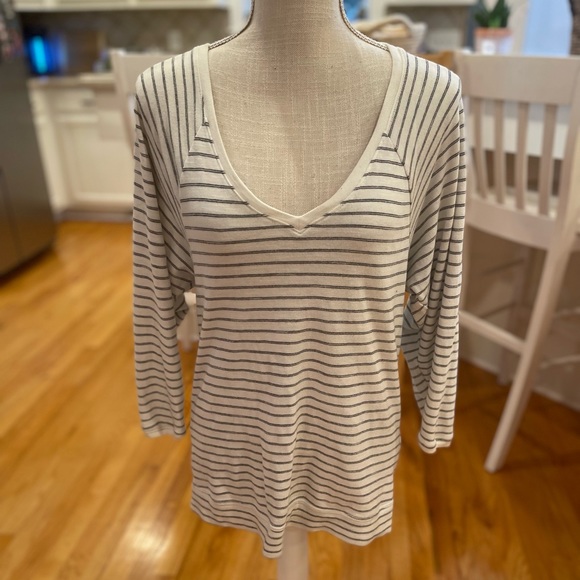Velvet Tops - 💜 5 for $25 or 3 for $18 Velvet white and black striped long sleeve shirt